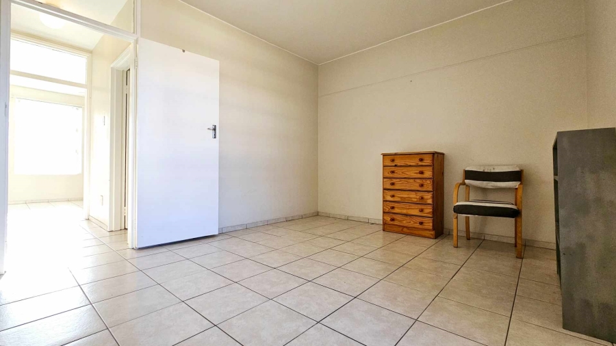 2 Bedroom Property for Sale in Oakdale Western Cape